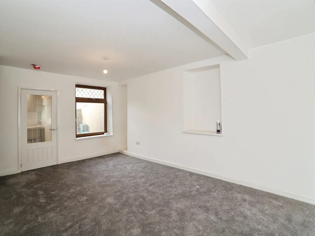 High Street, Ferndale, CF43, photo 9