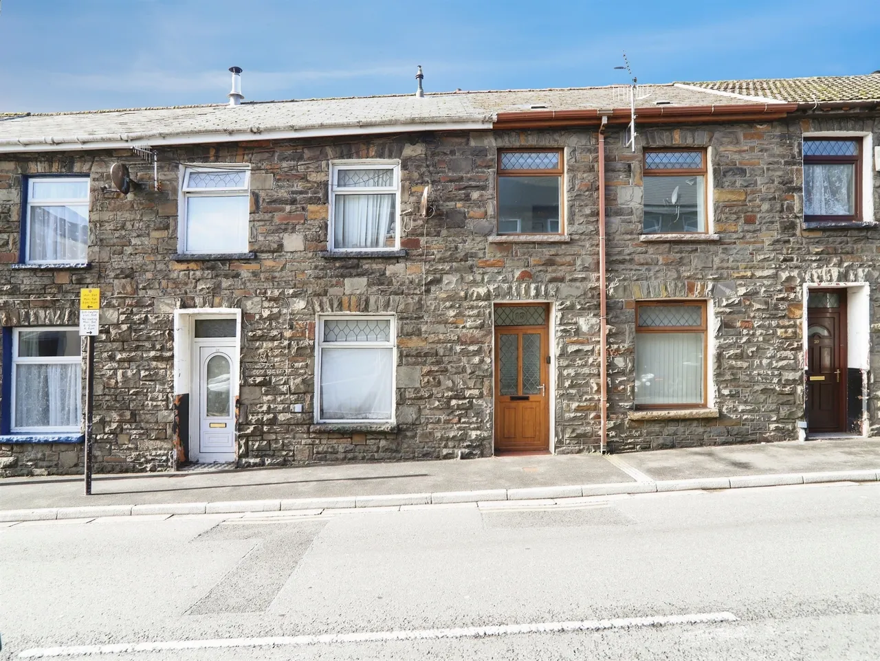 3 bed house for sale, High Street, Ferndale, CF43