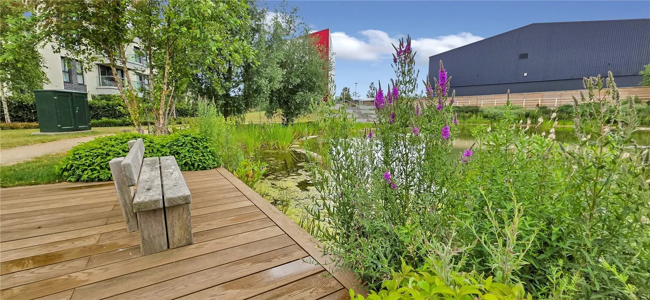 Chieftain Road, Longcross, KT16, photo 9