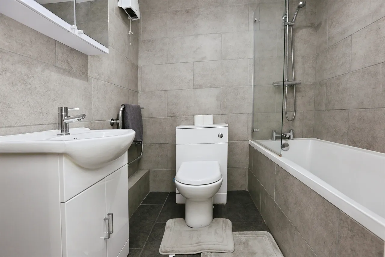 Mirabella Close, Southampton, photo 12