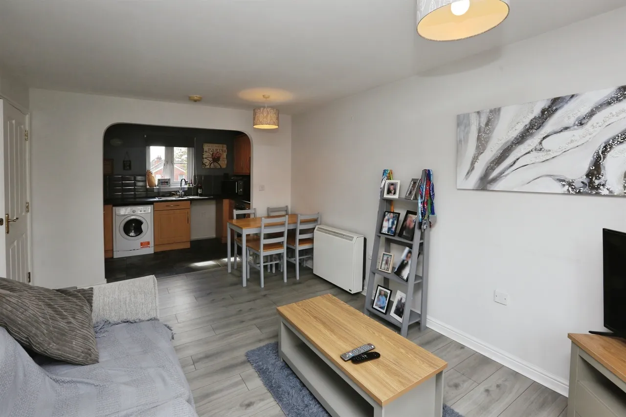 Mirabella Close, Southampton, photo 5