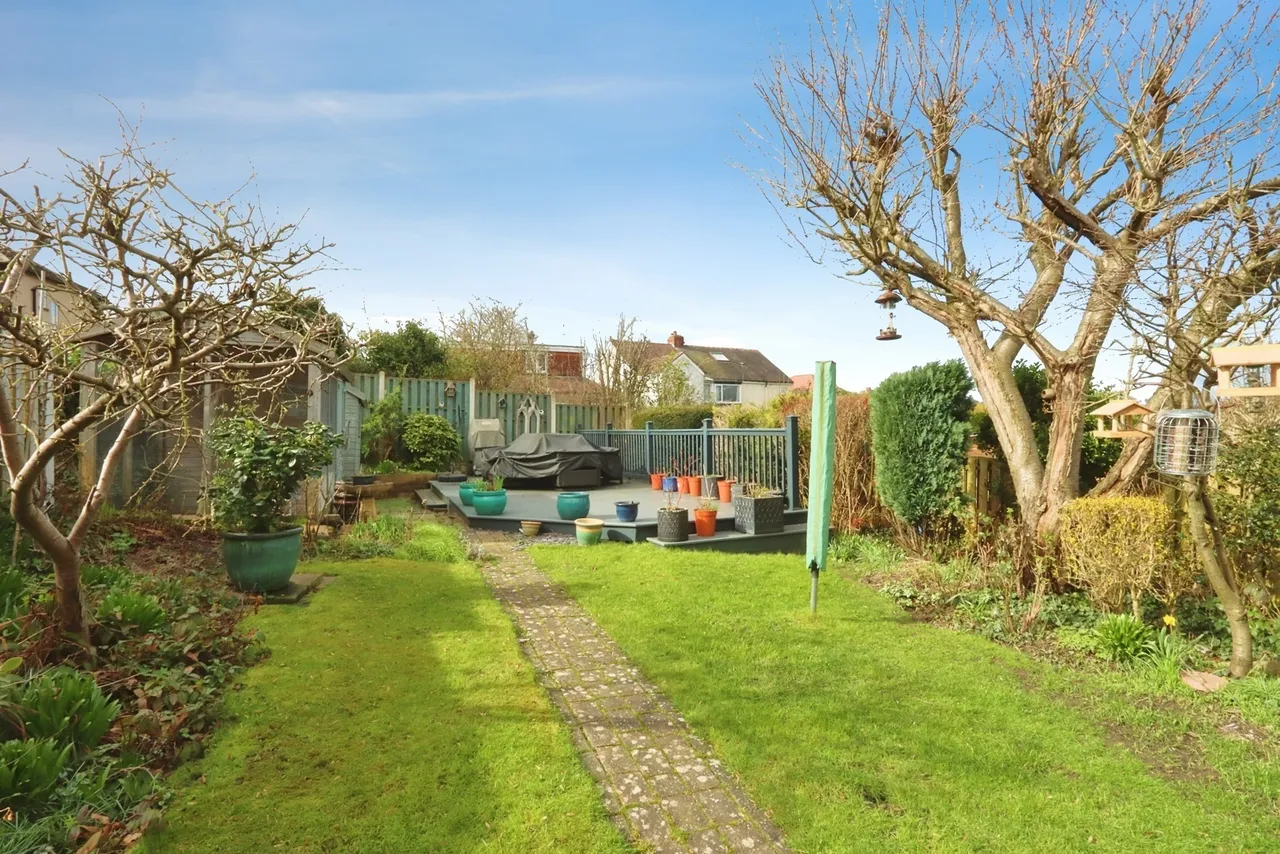 Bocking Lane, Sheffield, S8, photo 26