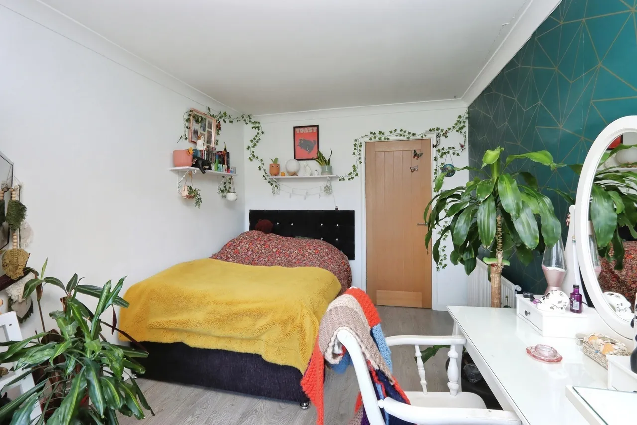 Bocking Lane, Sheffield, S8, photo 19