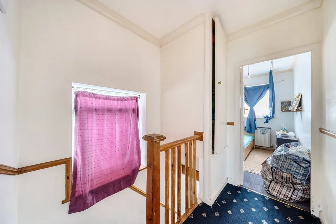 Bearstead Rise, SE4, photo 12