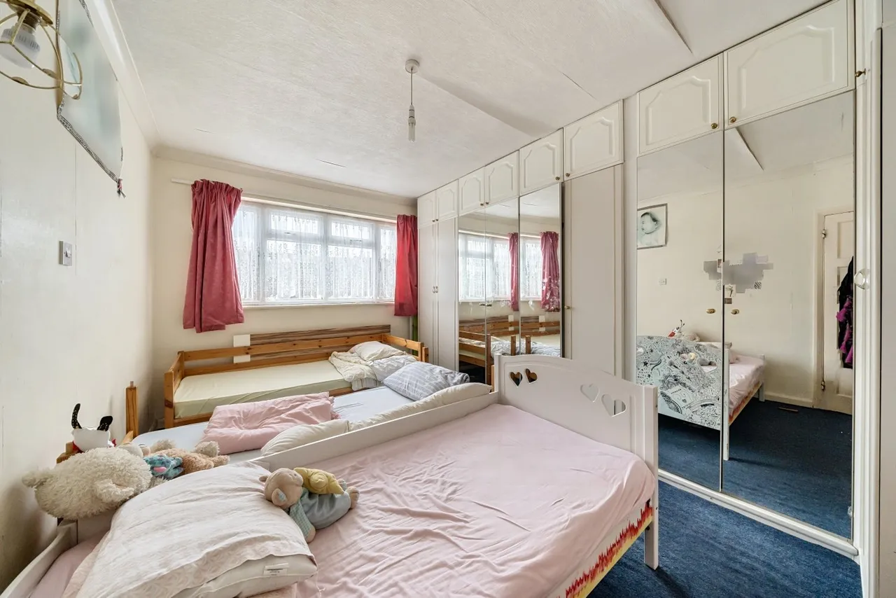 Bearstead Rise, SE4, photo 14