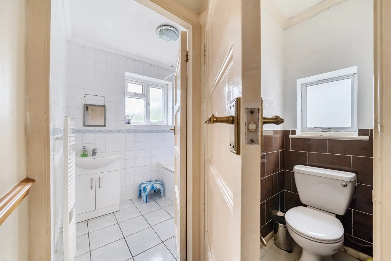 Bearstead Rise, SE4, photo 13