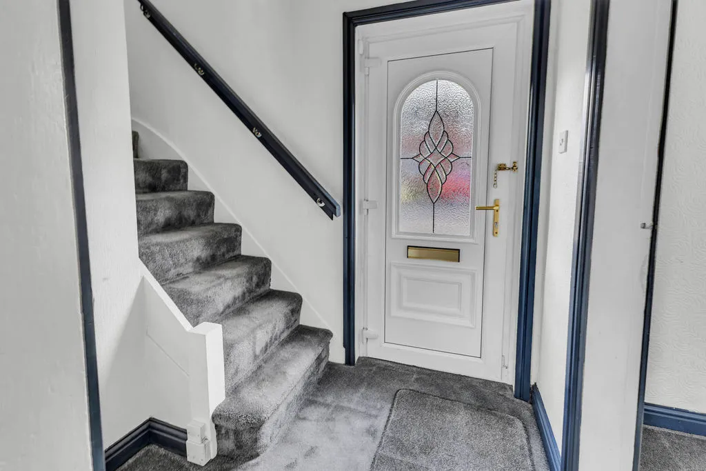 Newark Road, Rochdale OL12 0AU, photo 2