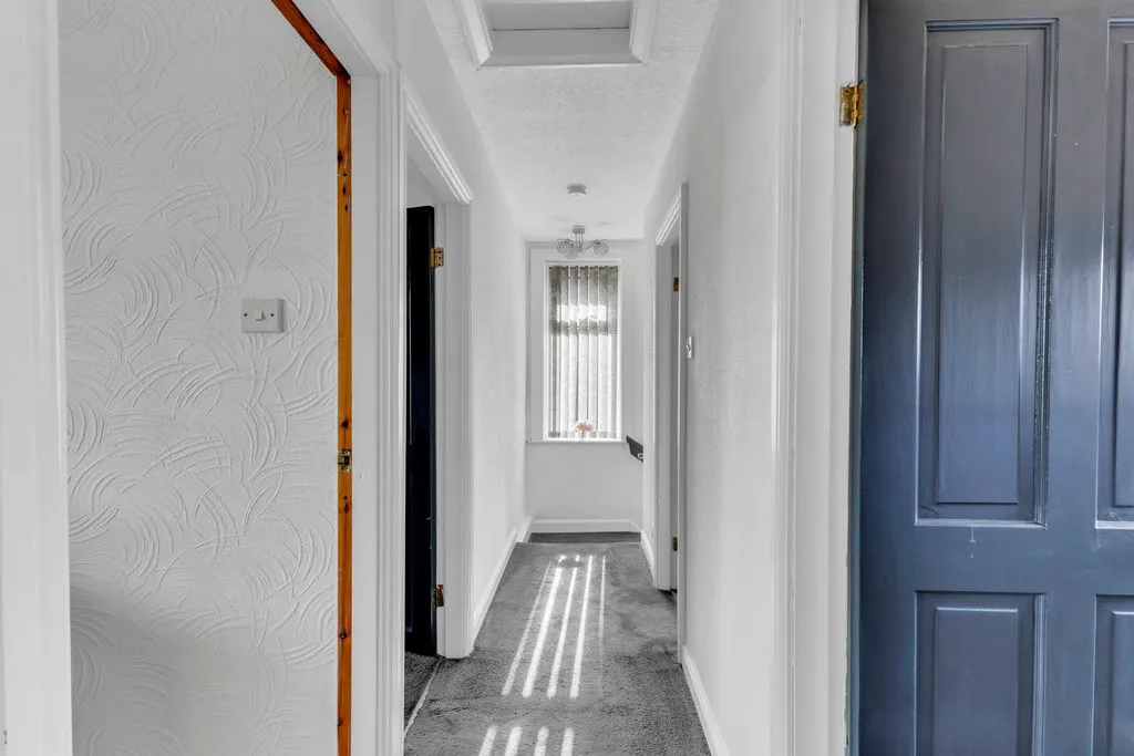 Newark Road, Rochdale OL12 0AU, photo 8