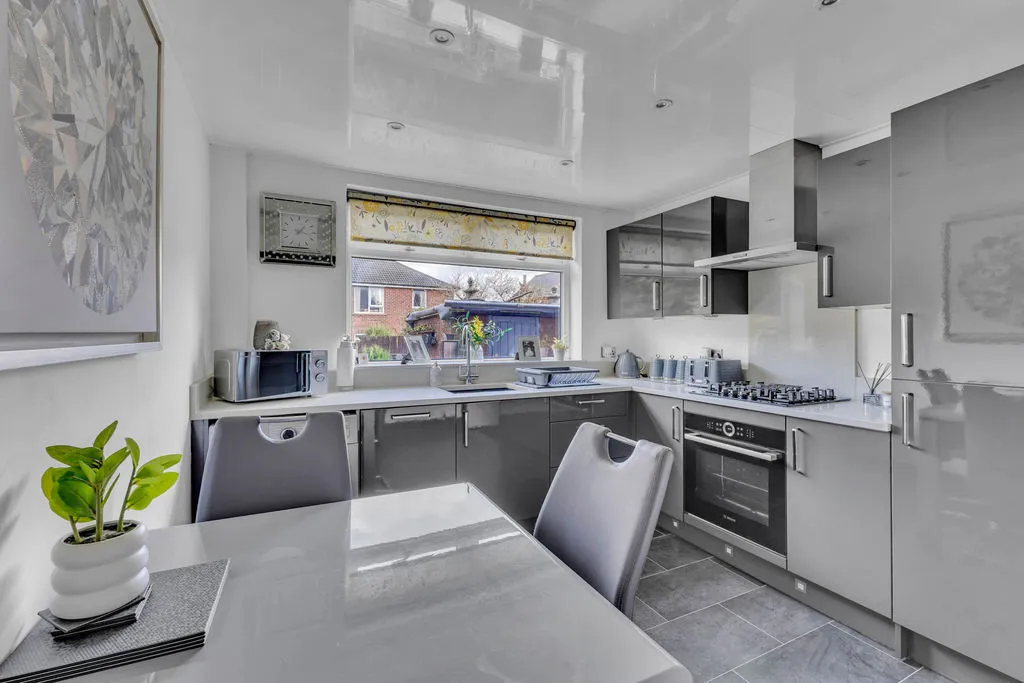 Newark Road, Rochdale OL12 0AU, photo 6