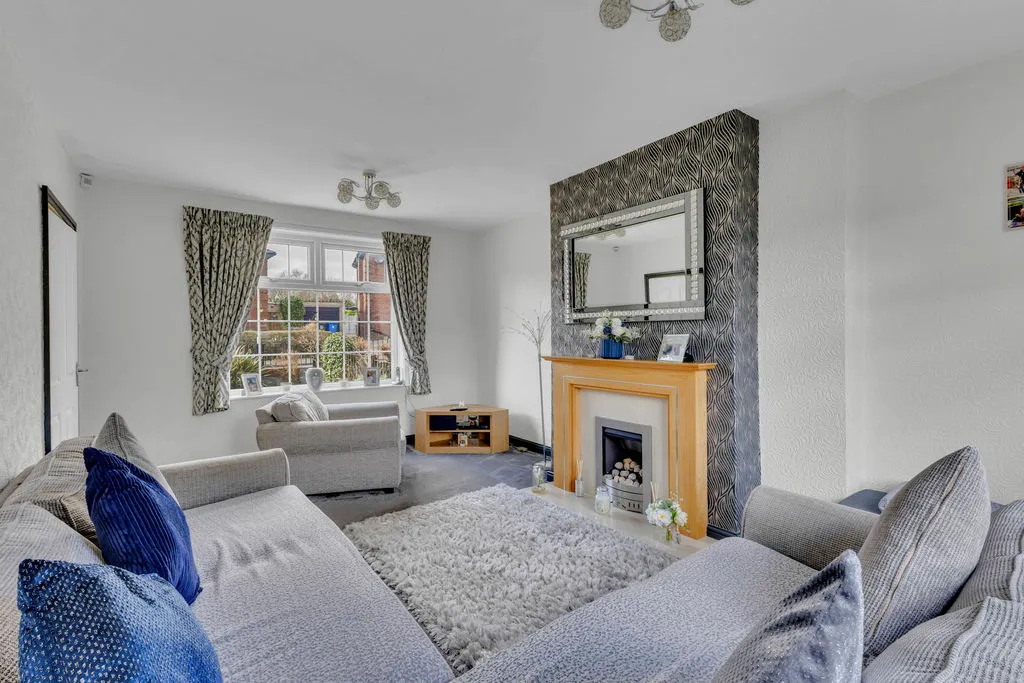 Newark Road, Rochdale OL12 0AU, photo 4