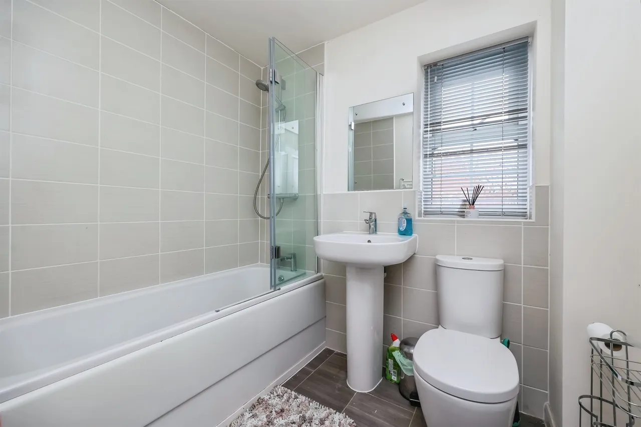 Kenbrook Road, Hucknall, NG15, photo 26
