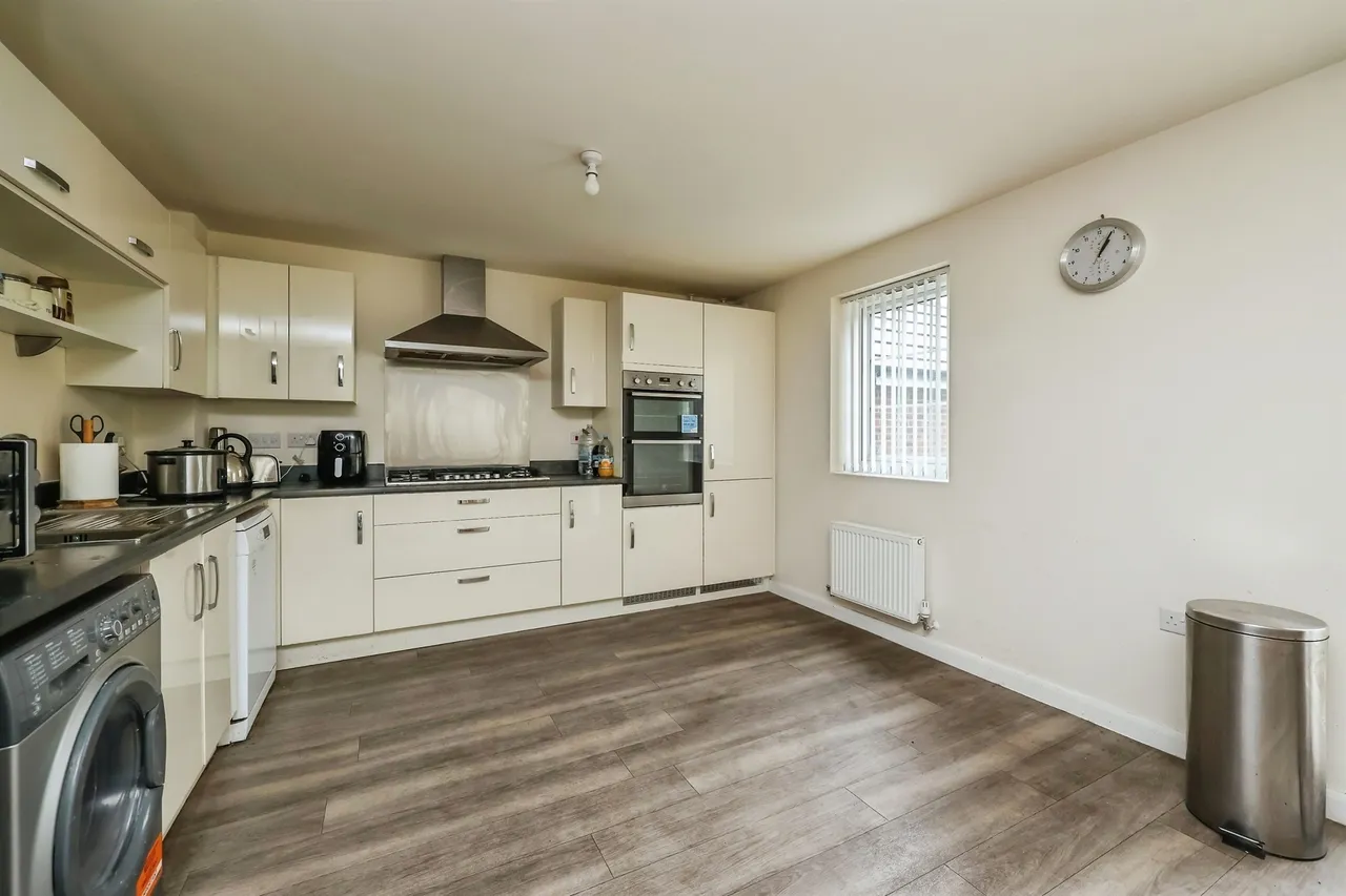 Kenbrook Road, Hucknall, NG15, photo 10