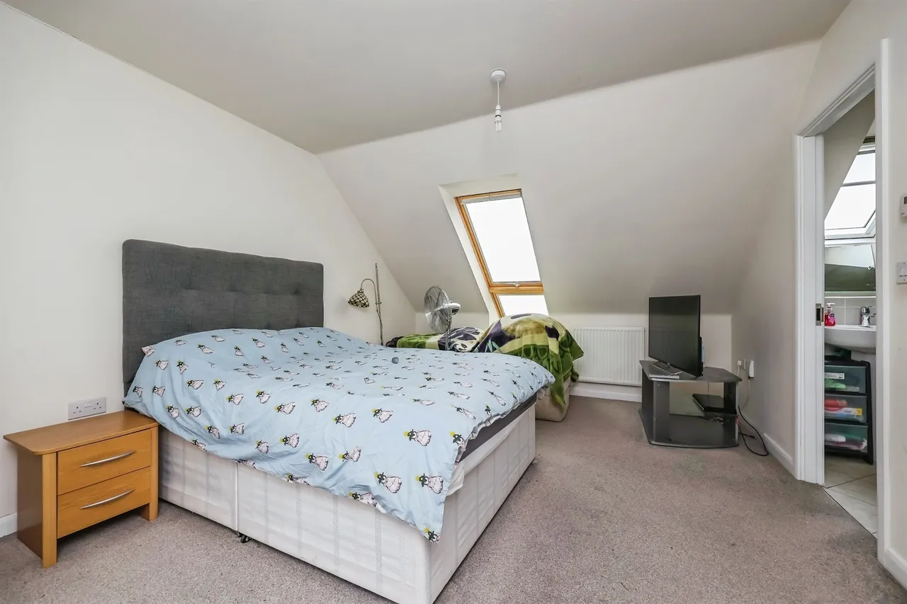 Kenbrook Road, Hucknall, NG15, photo 16
