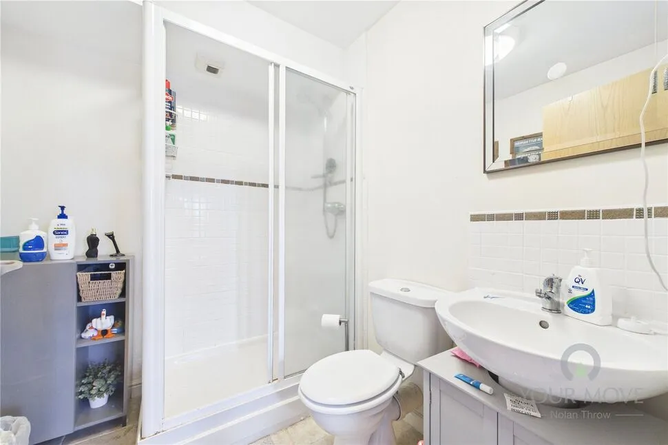 West Cotton Close, Southbridge, Northampton, NN4, photo 10