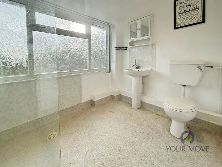 Lynbrook Close, Dudley, West Midlands, DY2, photo 9