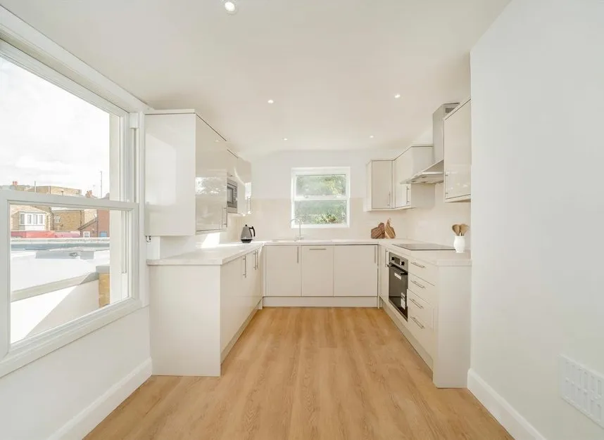 2 bed flat for sale — Smallwood Road, Tooting, SW17