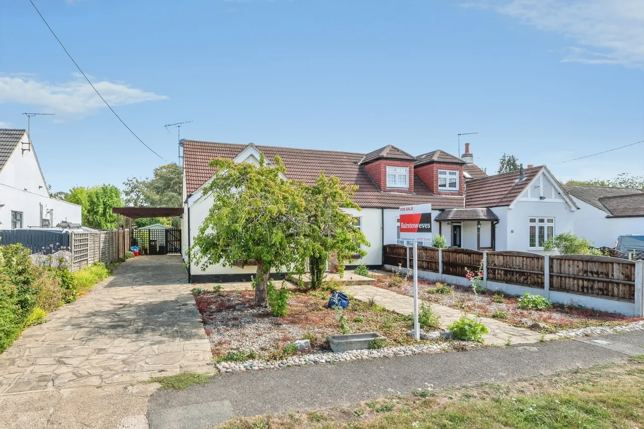 Sylvia Avenue, Hutton, Brentwood, Essex, CM13, photo 18