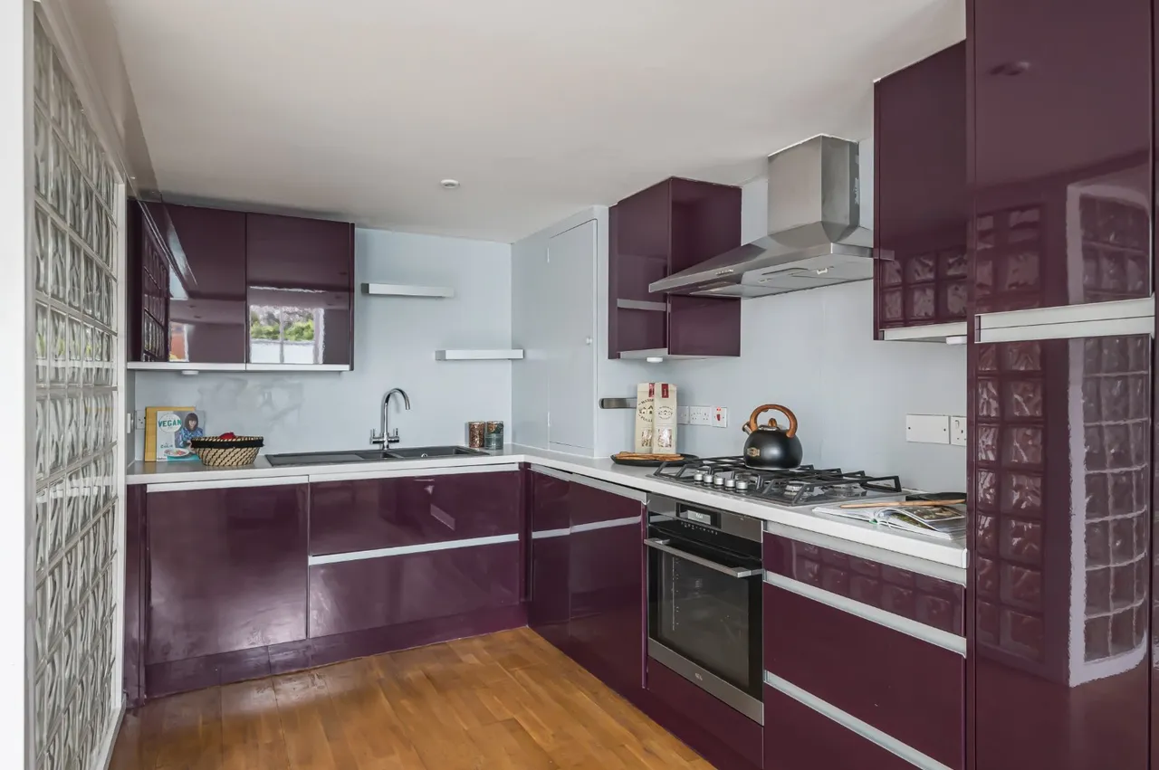 Beta Place, Clapham North, London, SW4, photo 10