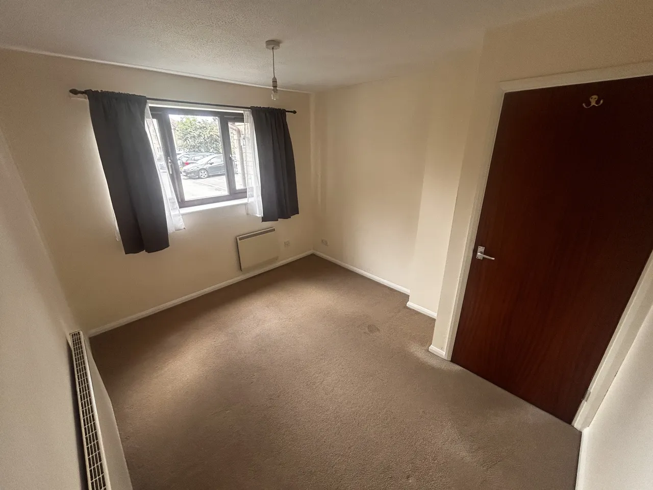Paddock Close, Bradley Stoke, Bristol, photo 2