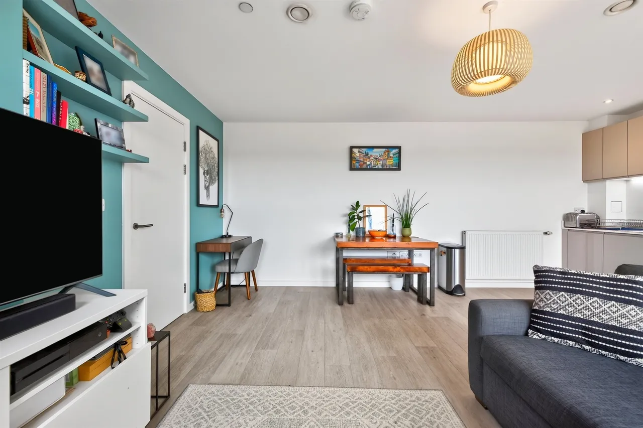 1 bed flat for sale — Pomeroy Street, London
