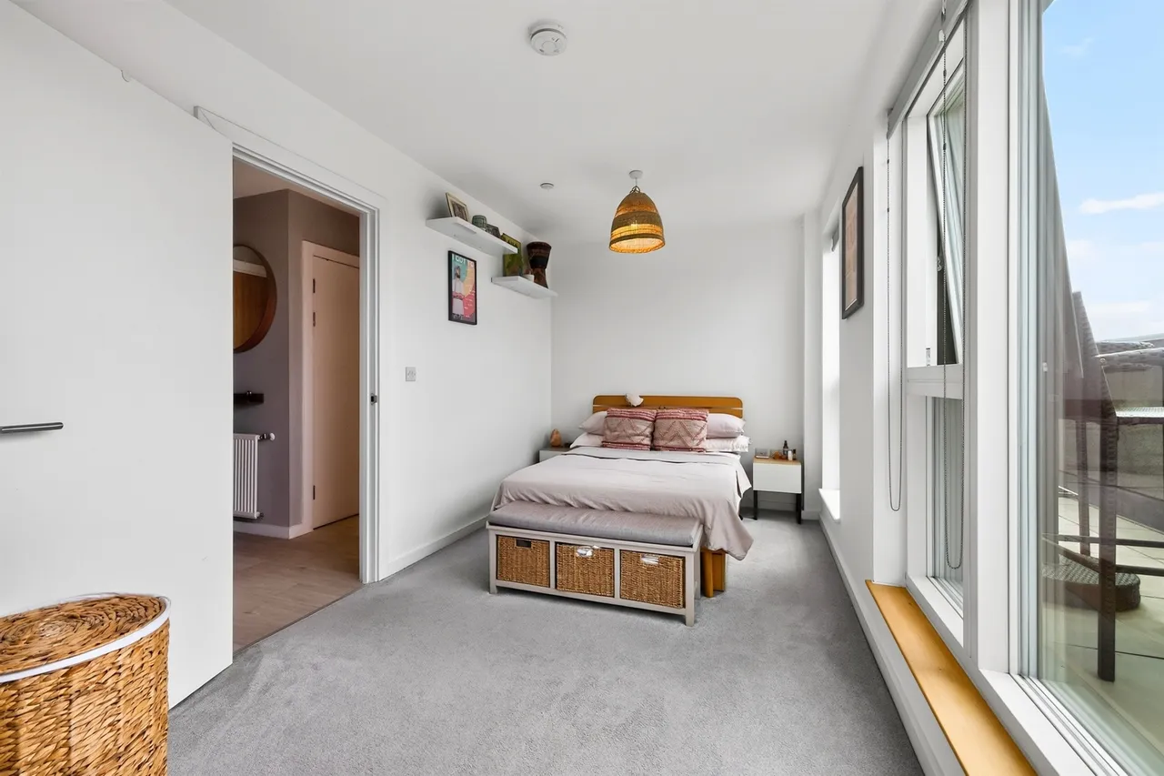 Pomeroy Street, London, photo 5