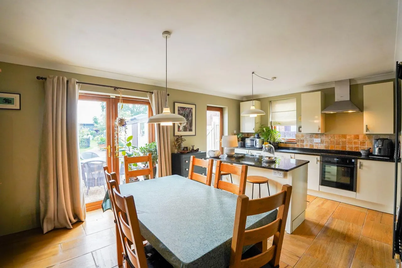 Cottam Road, Treswell, DN22, photo 6