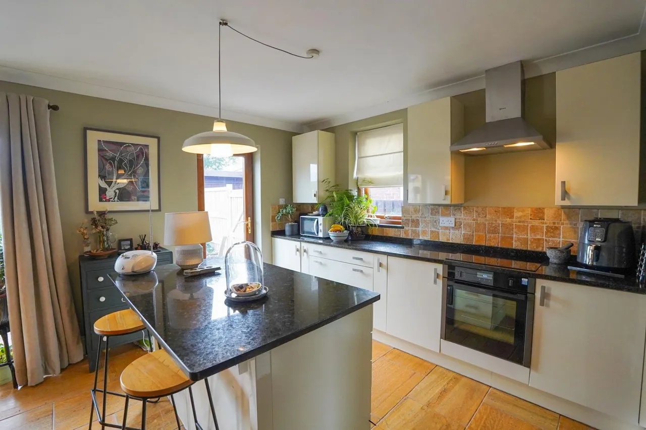Cottam Road, Treswell, DN22, photo 8