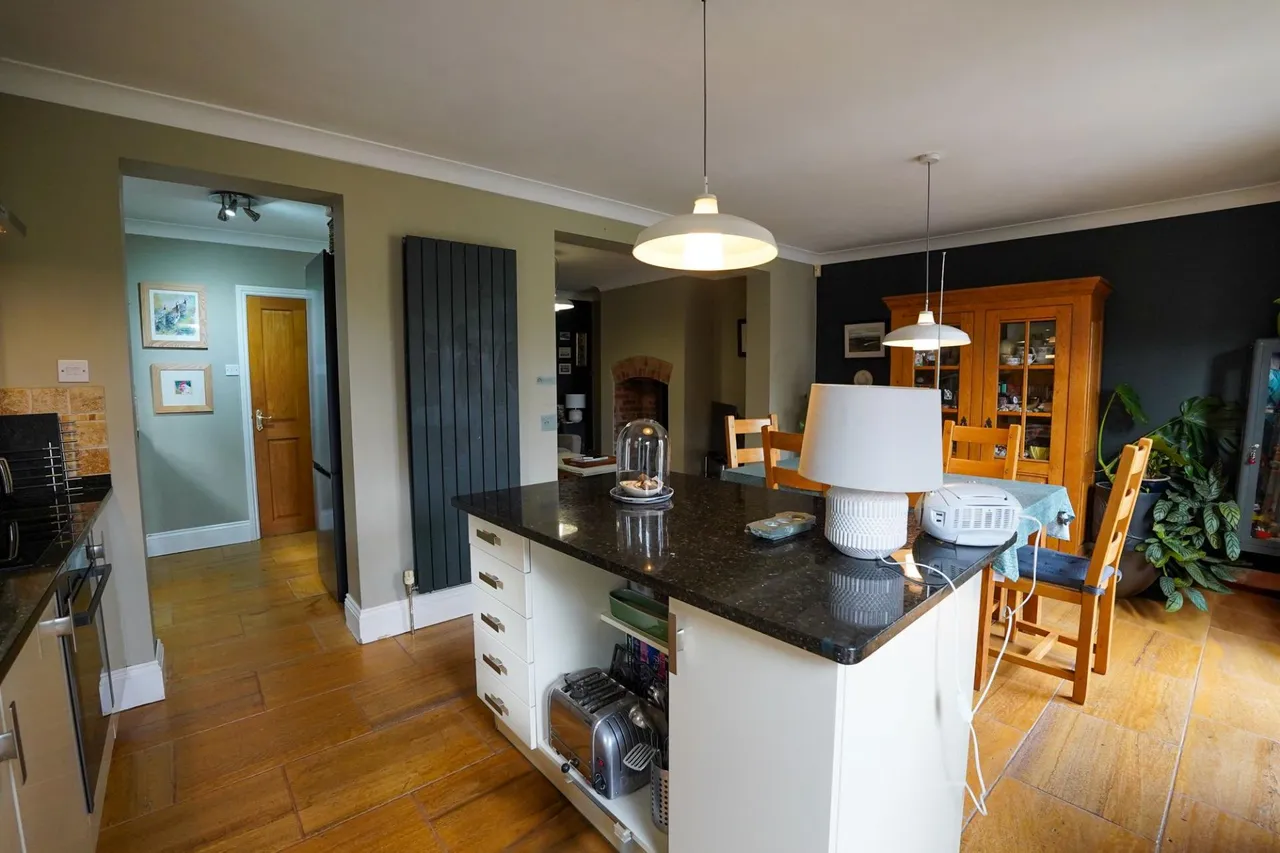 Cottam Road, Treswell, DN22, photo 5
