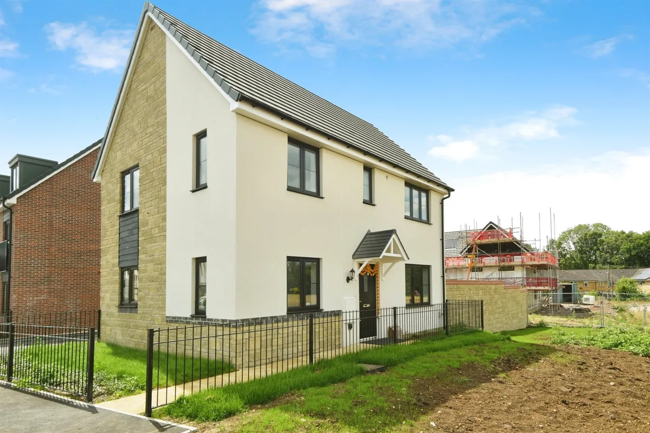 3 bed house for sale, Grayling Avenue, Swindon, SN3
