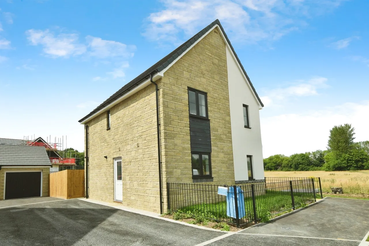 Grayling Avenue, Swindon, SN3, photo 14