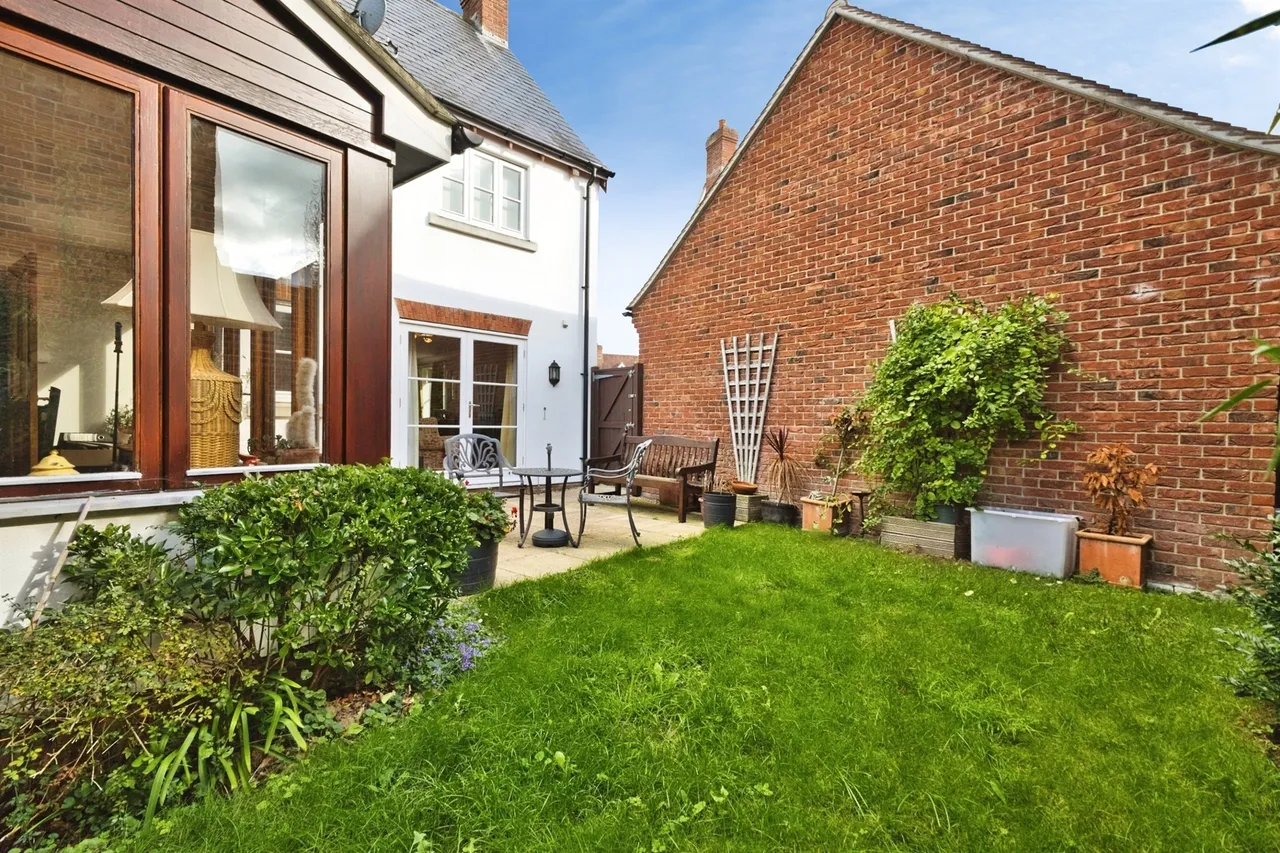 Chapel Field, South Petherton, TA13, photo 24