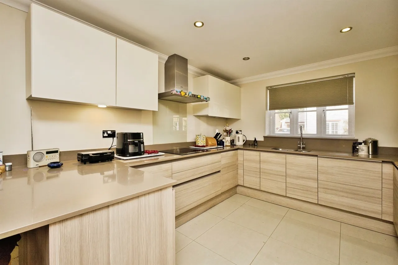 Chapel Field, South Petherton, TA13, photo 5