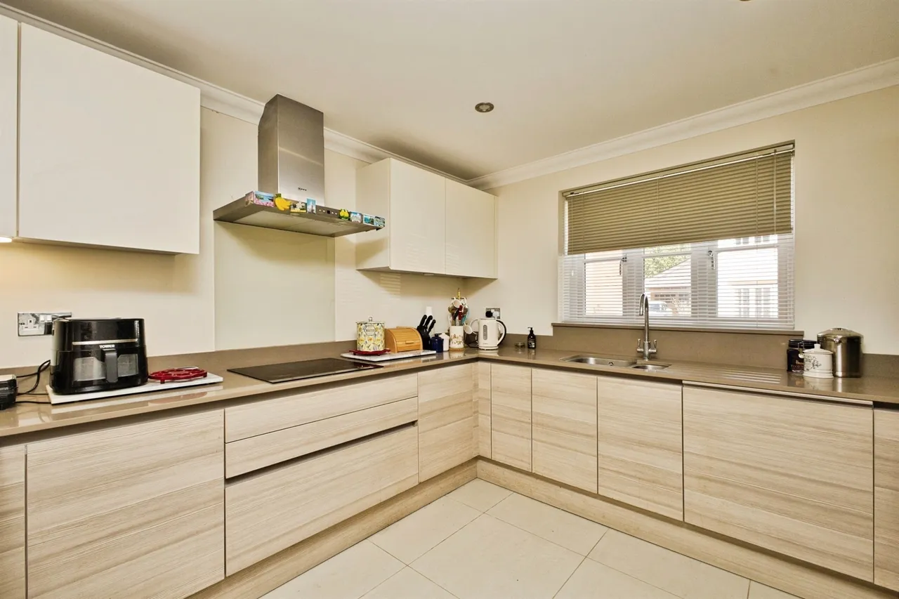 Chapel Field, South Petherton, TA13, photo 6