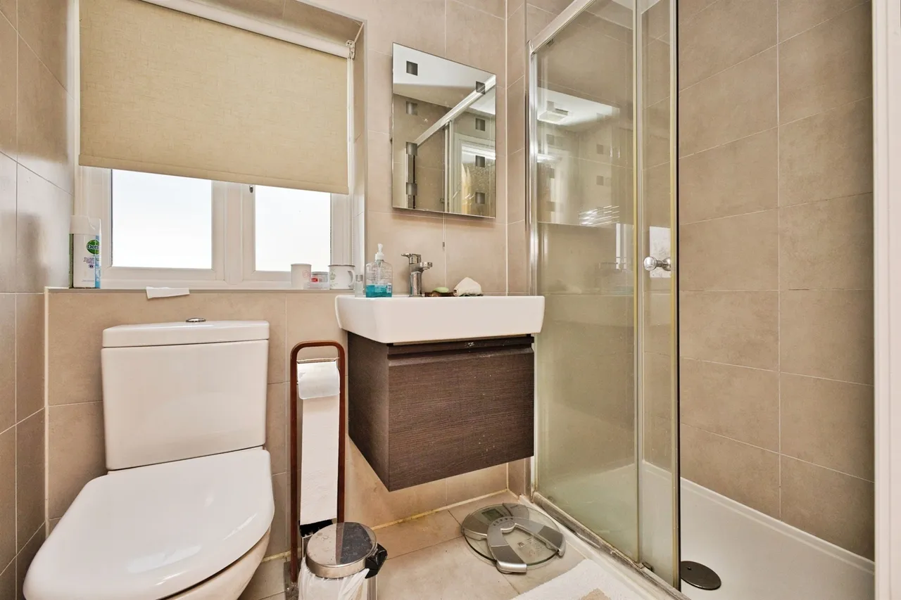 Chapel Field, South Petherton, TA13, photo 14