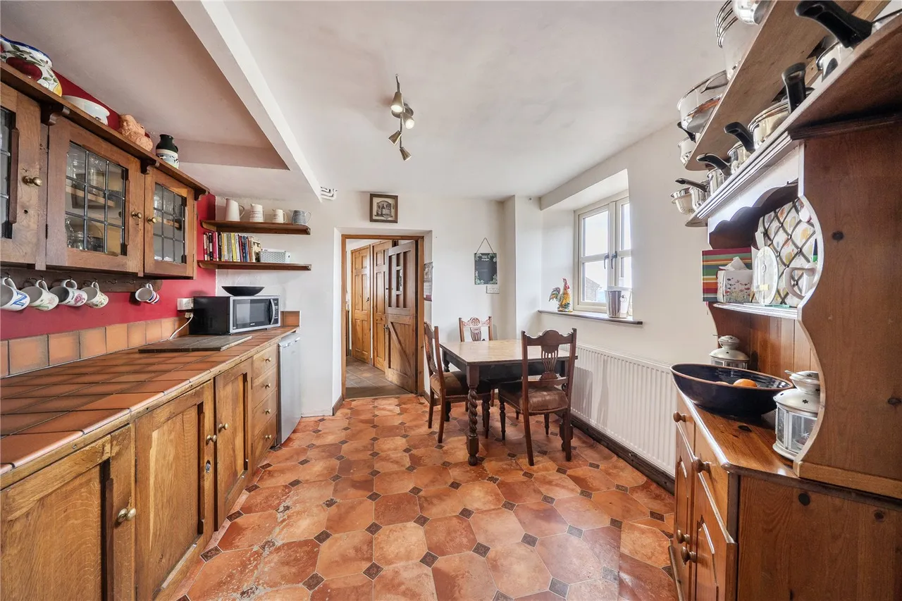 Hopton Bank, Cleobury Mortimer, Kidderminster, Worcestershire, DY14 0HQ, photo 6