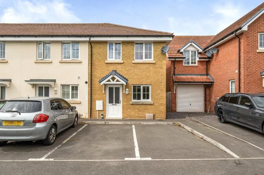 2 bed house for sale, Soper Crescent, Ludgershall, SP11