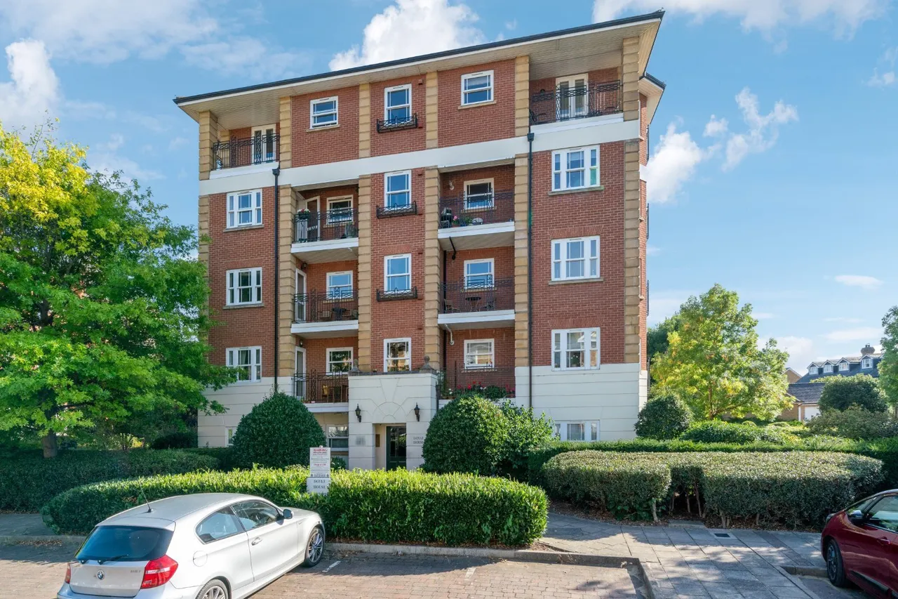 Trinity Church Road, Barnes Waterside, SW13, photo 4