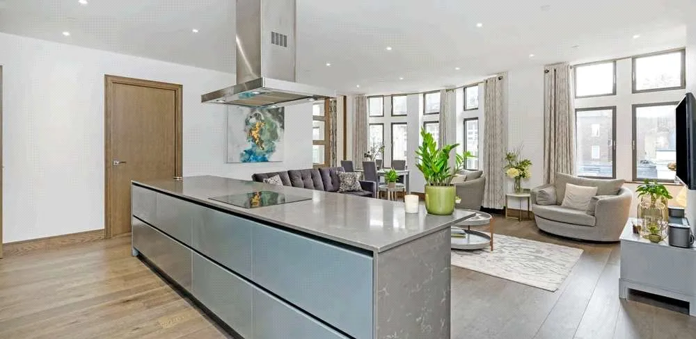 Hanway Street, Hanway Gardens, Fitzrovia, W1T 1AY, photo 2