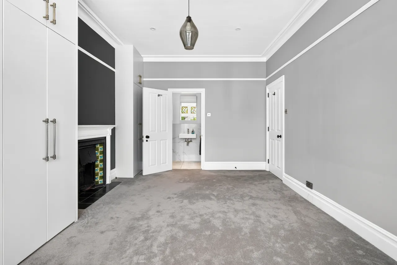 Kings Road, Richmond, TW10 6EE, photo 7