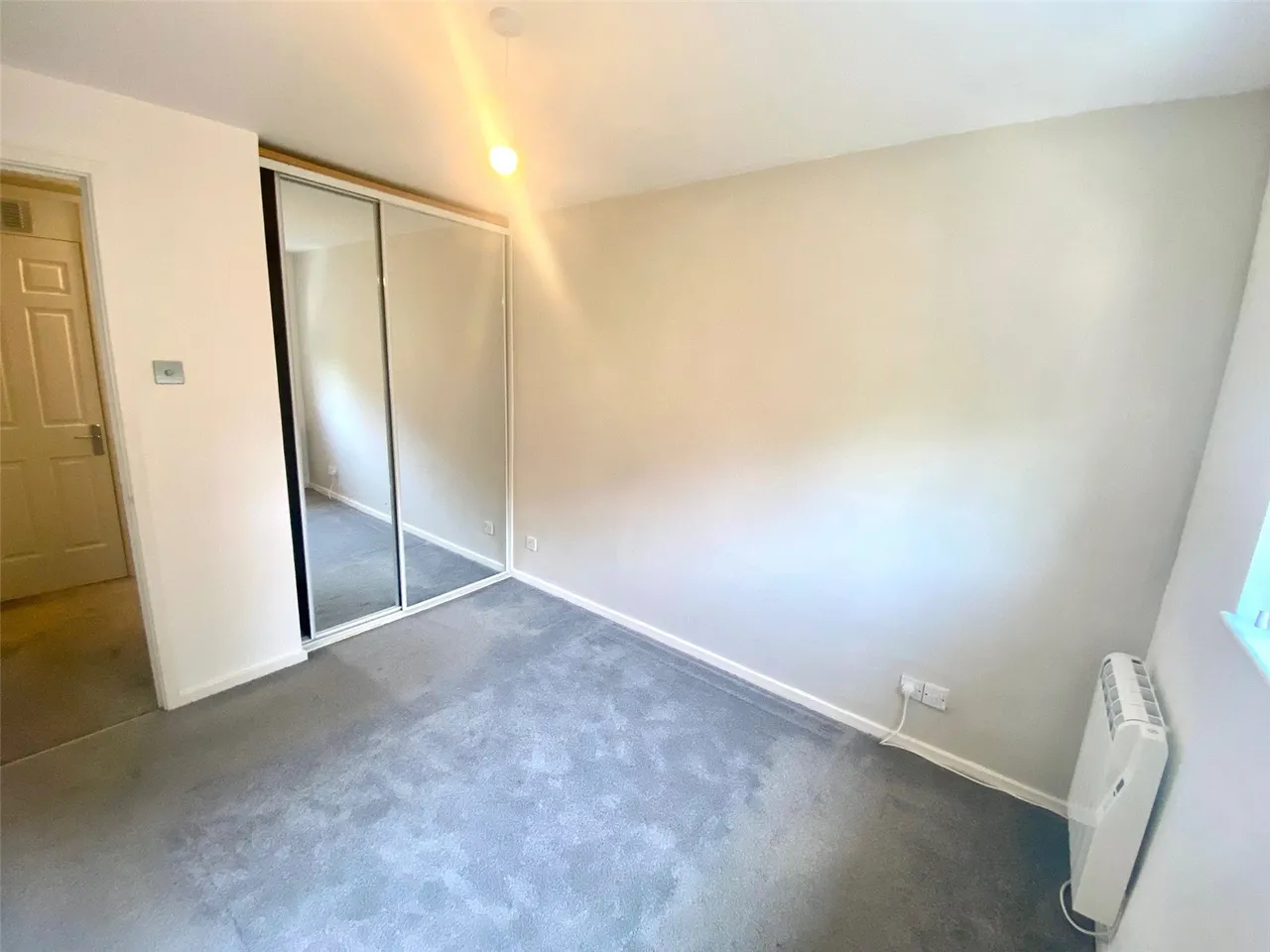 Nutfield Court, Southampton, SO16, photo 5