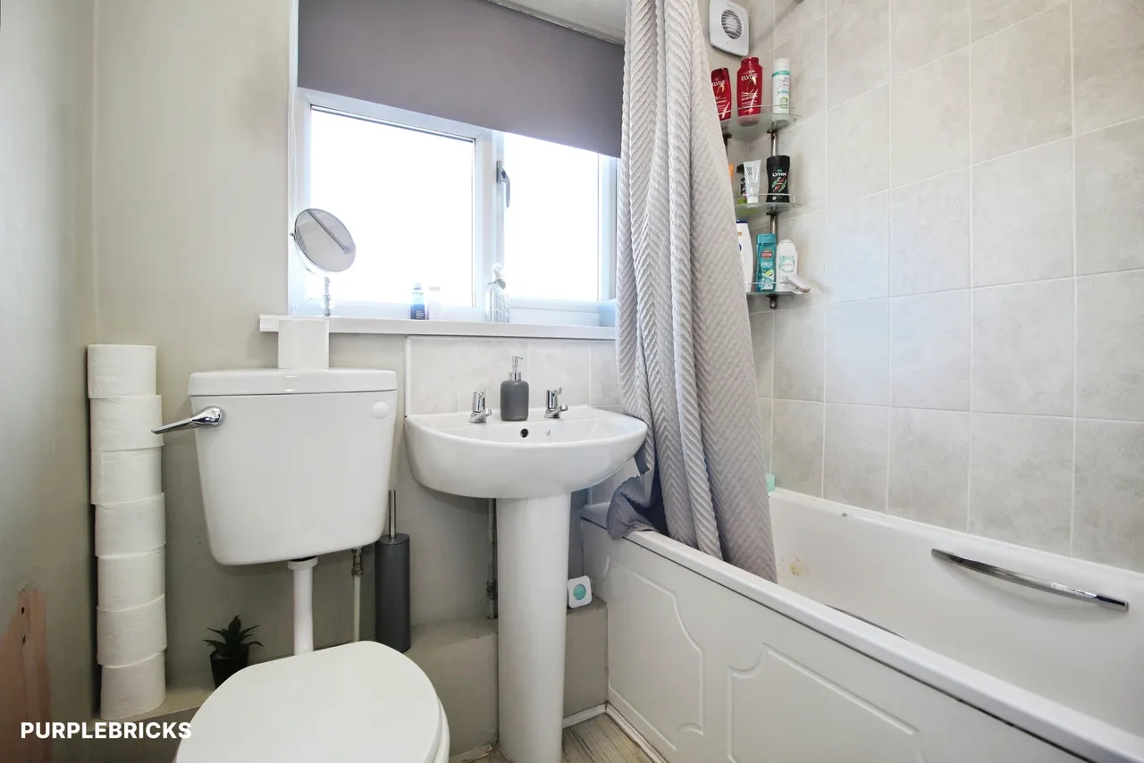 Churchfield Lane, Leeds, LS26, photo 14