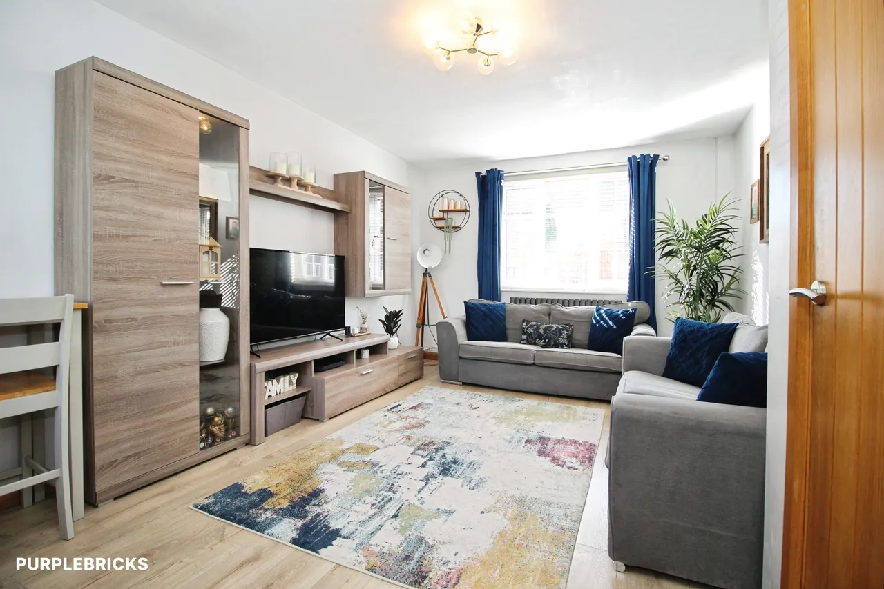 Churchfield Lane, Leeds, LS26, photo 8