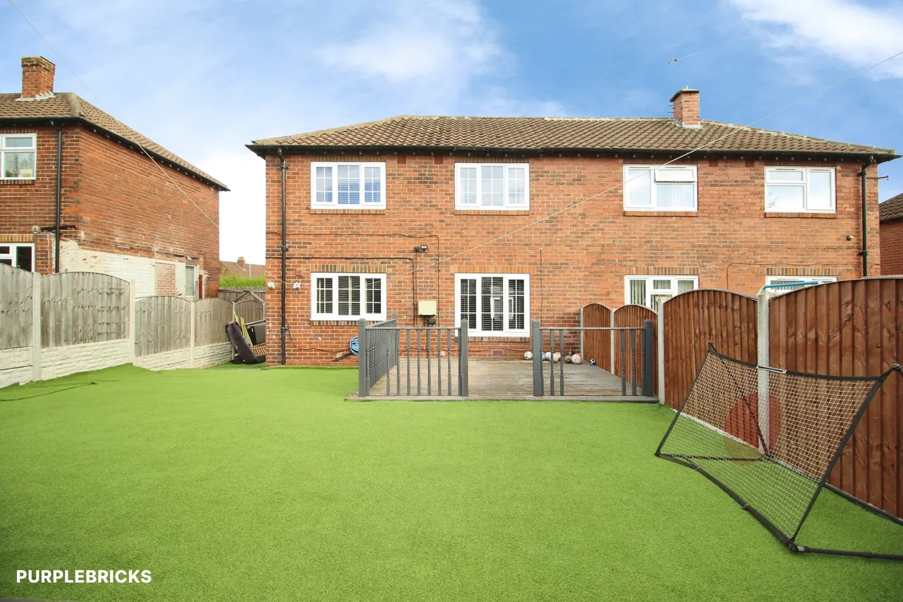 Churchfield Lane, Leeds, LS26, photo 19