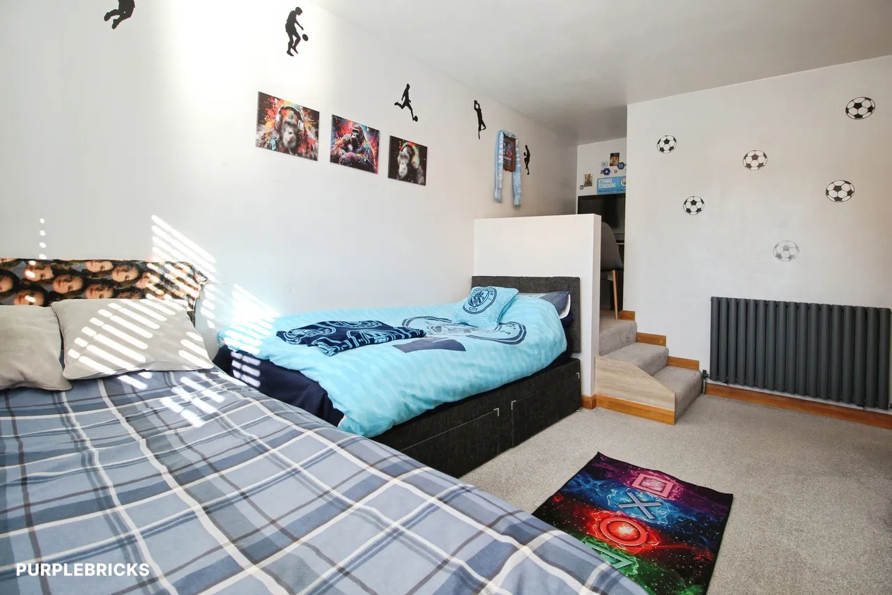 Churchfield Lane, Leeds, LS26, photo 13