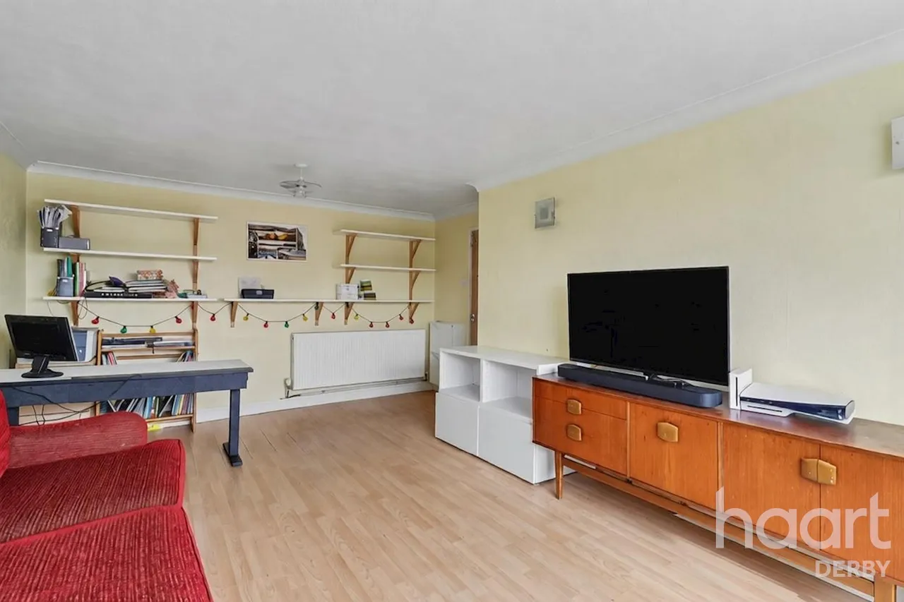 Edale Close, Derby, DE22, photo 2