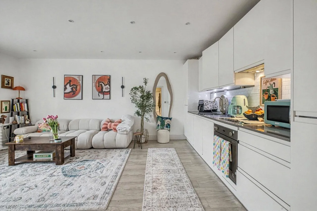 Lakeside Drive, Park Royal, London, `, NW10 7GD, photo 7