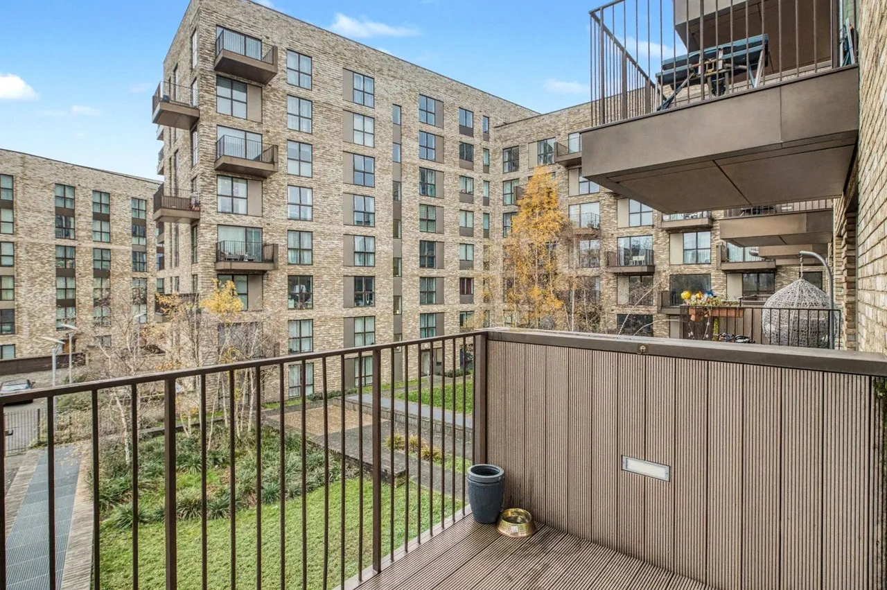 Lakeside Drive, Park Royal, London, `, NW10 7GD, photo 10