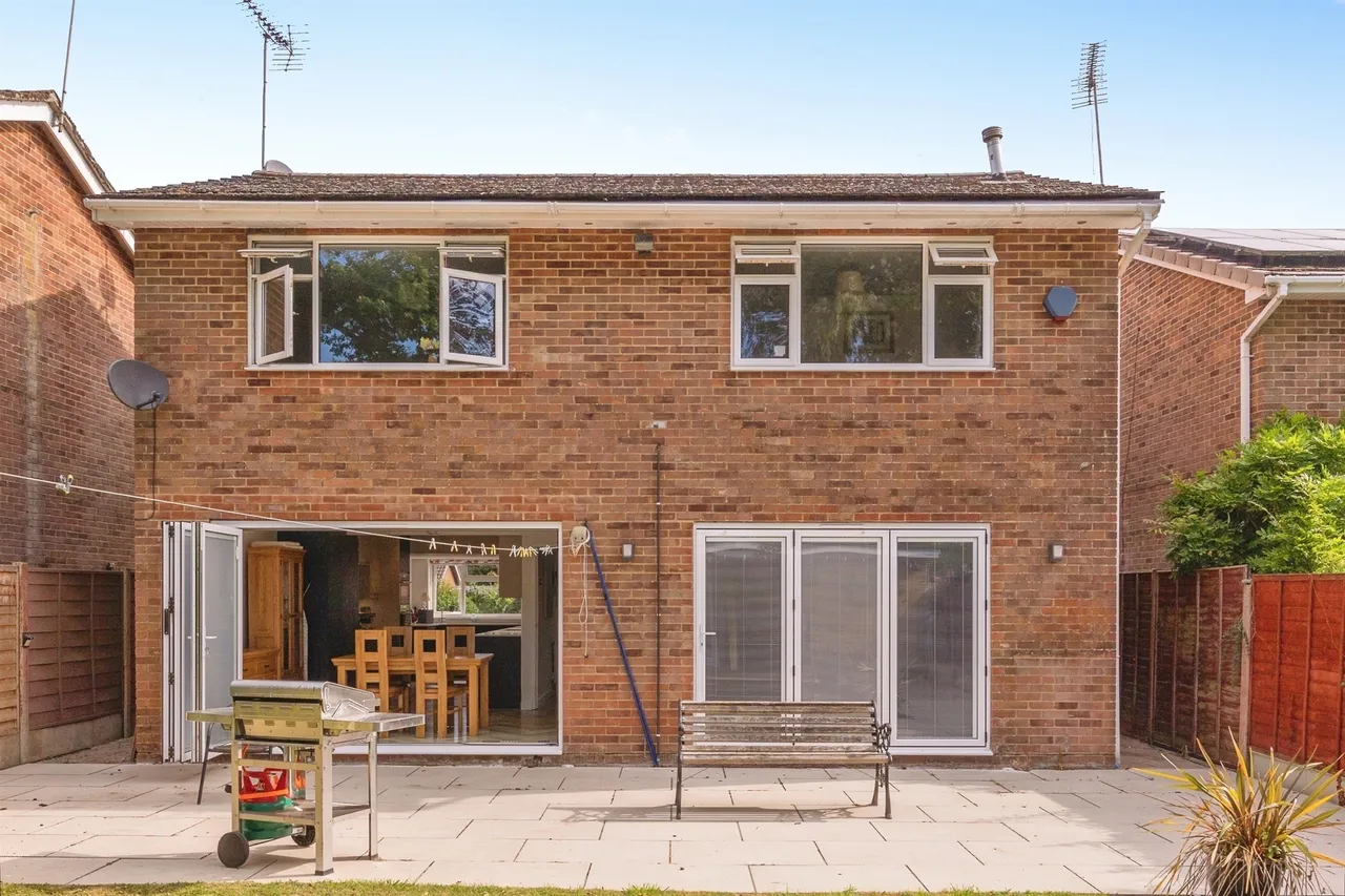 Bramley Close, Waterlooville, PO7, photo 20