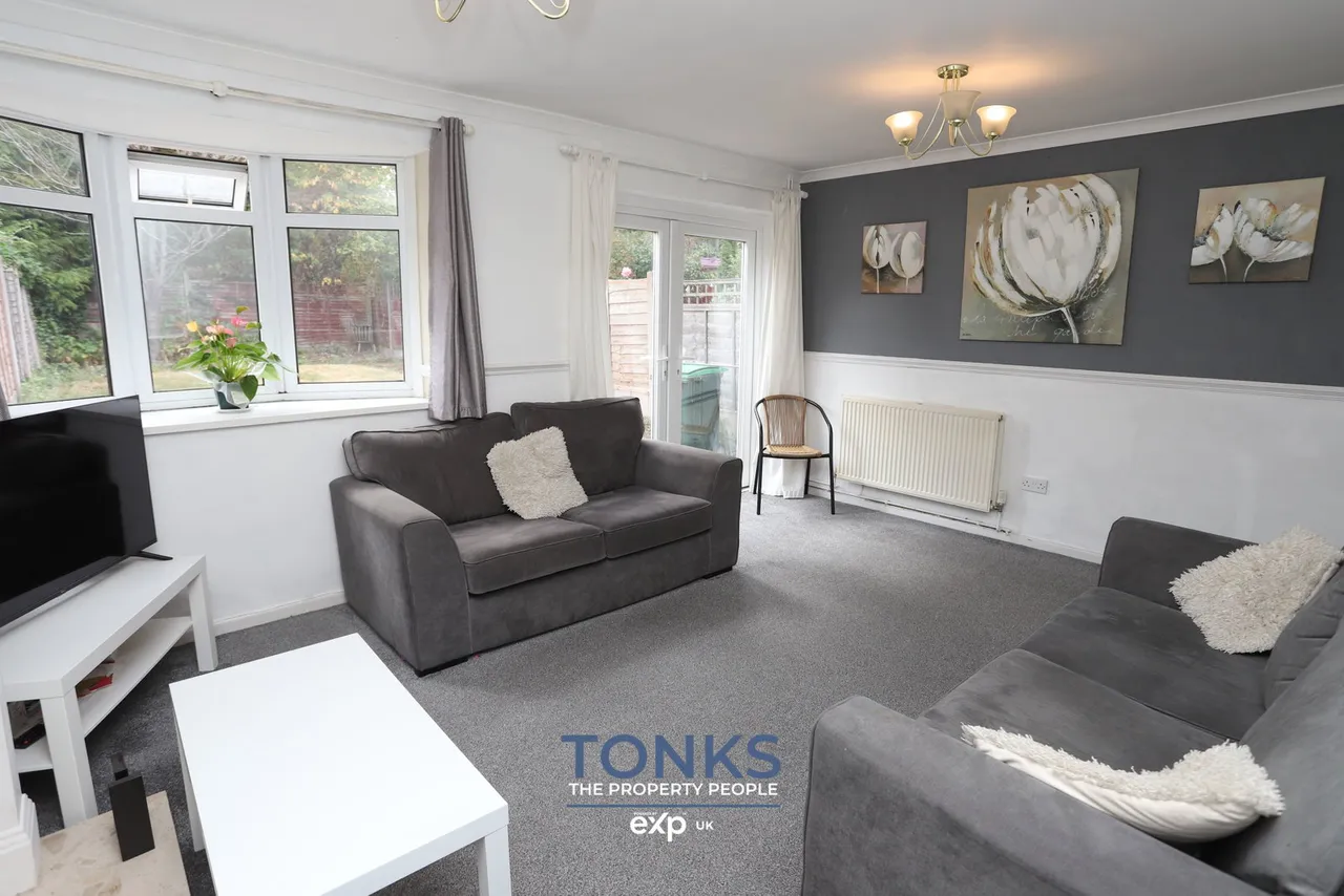 Field View Drive, Rowley Regis, B65, photo 4