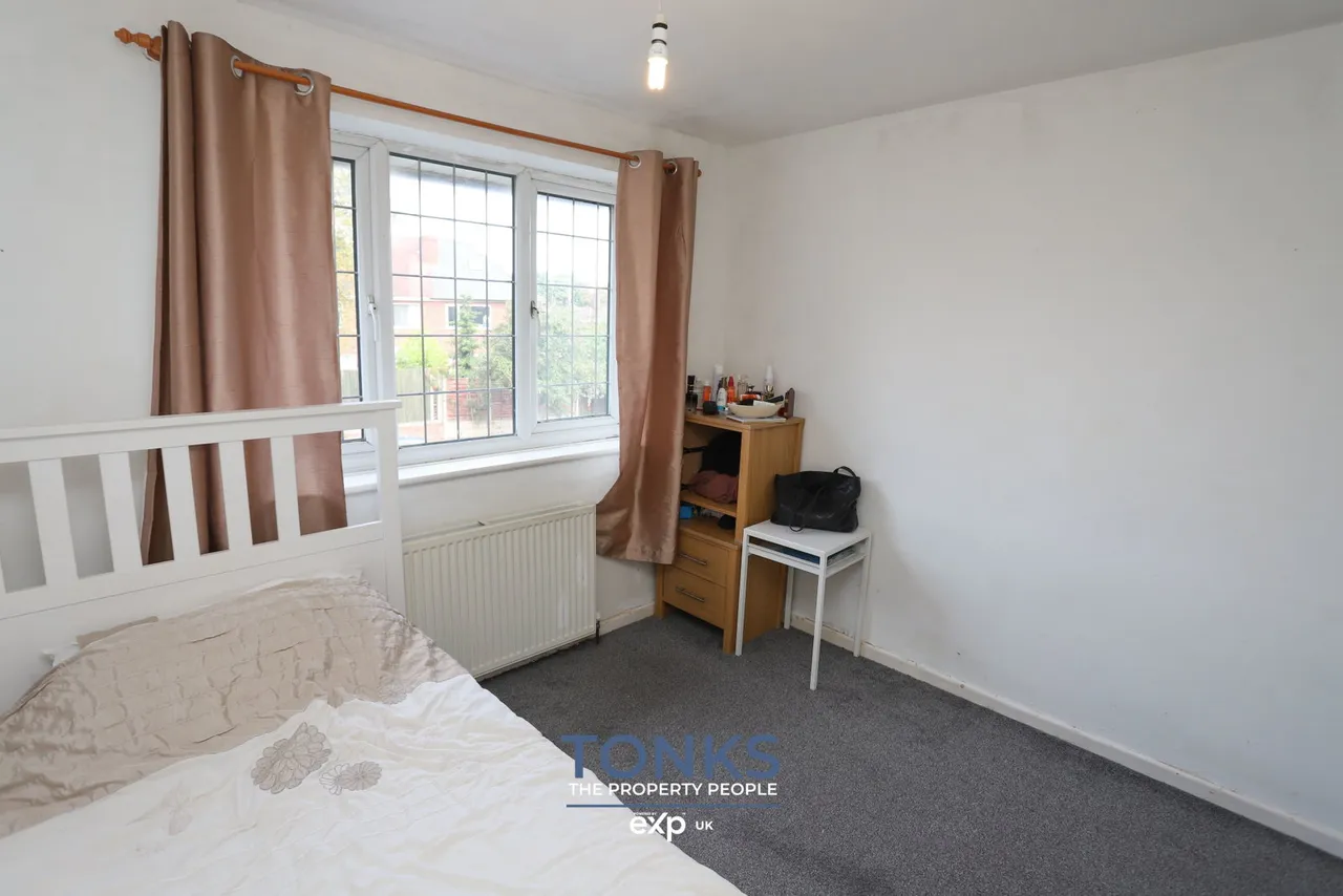 Field View Drive, Rowley Regis, B65, photo 13